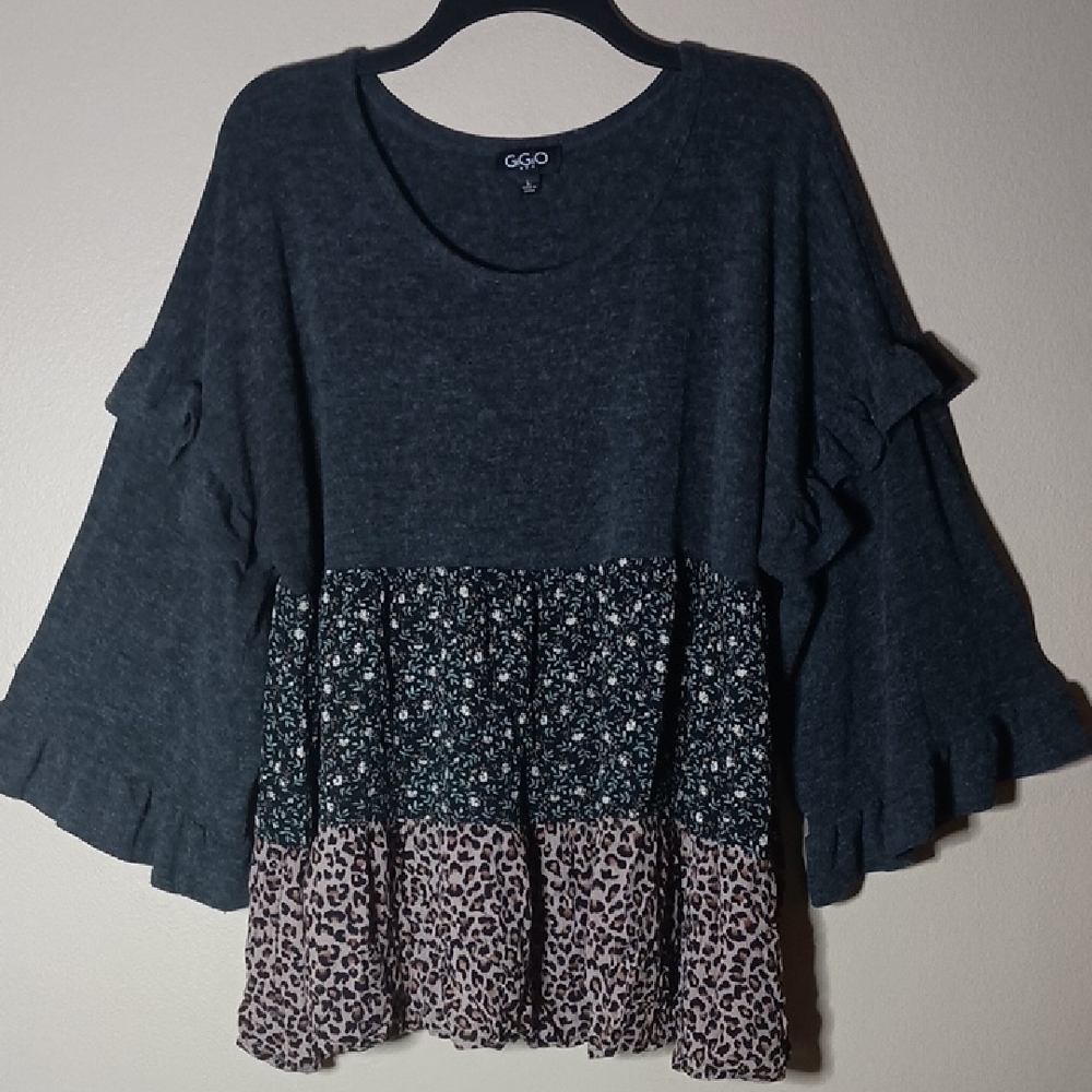 Gigio Women's Charcoal, Floral And Cheetah Print Ruffled Top